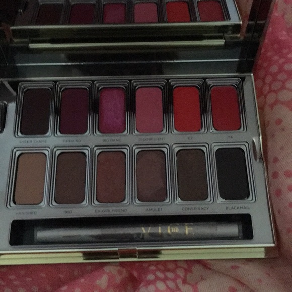 New urban decay lipstick palette - Picture 4 of 4